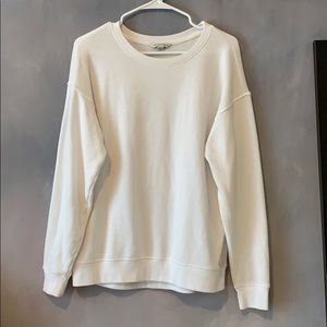 American Eagle White Crewneck Sweatshirt